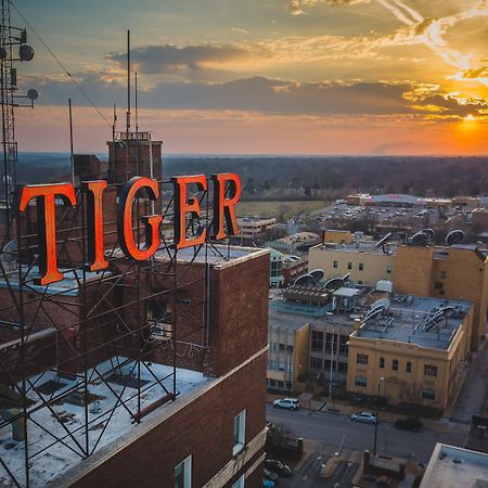 Voco The Tiger Hotel, Columbia, Mo, An Ihg Hotel Εξωτερικό φωτογραφία